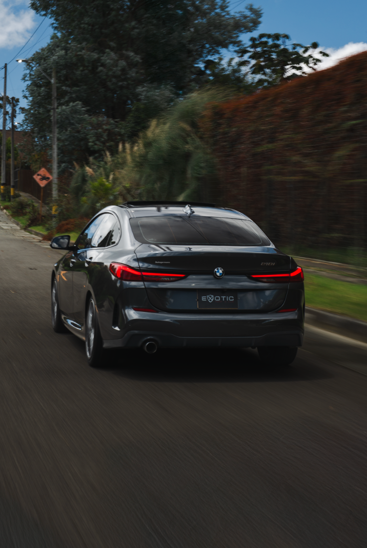 BMW 218i PAQUETE M