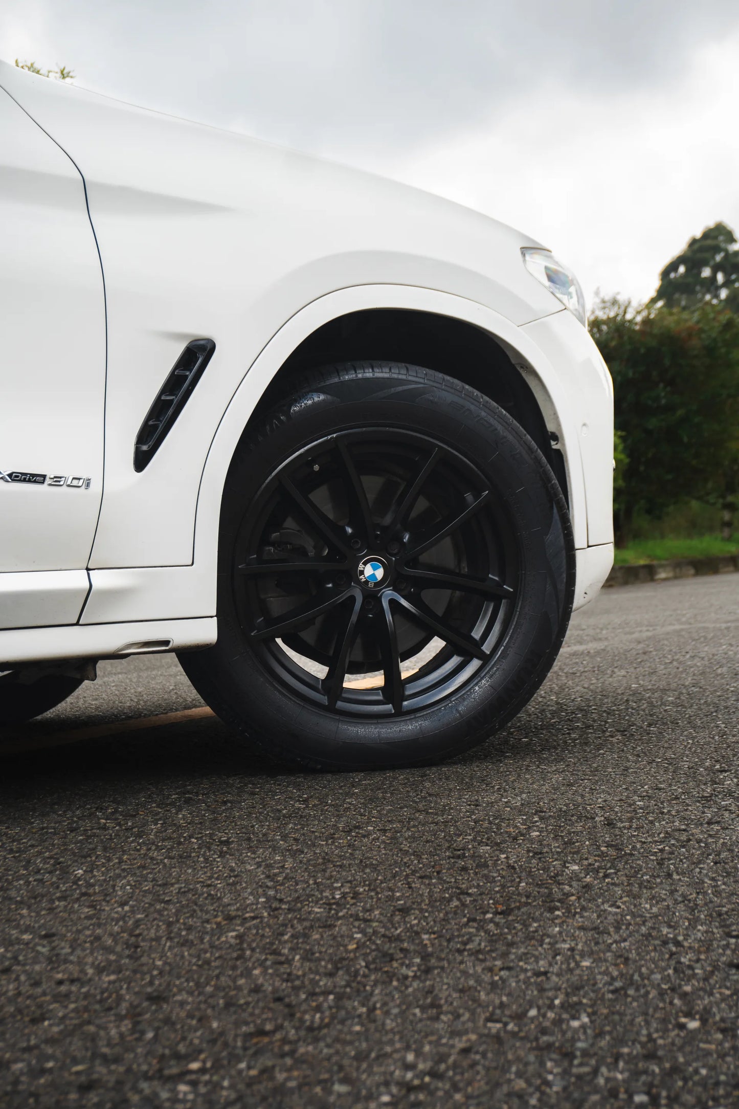 Alquiler de vehículos en Medellín - BMW X3, rin