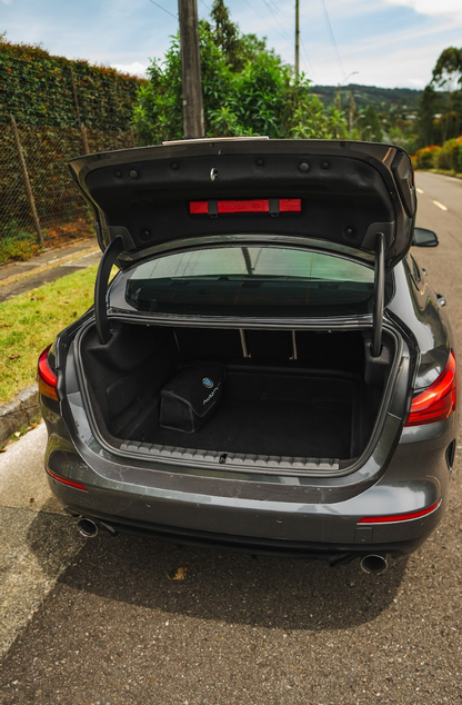 BMW 218i M PACKAGE 