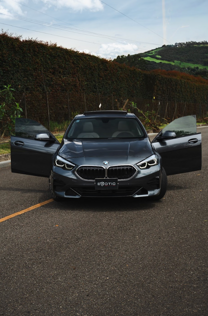 BMW 218i M PACKAGE 