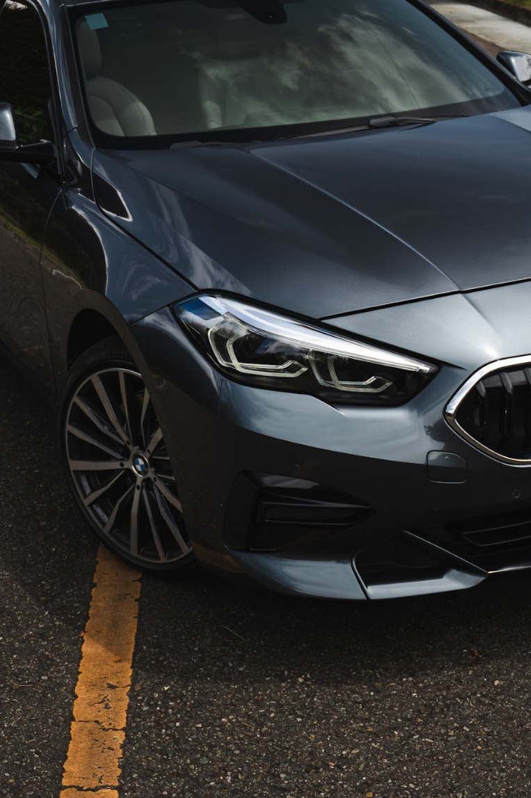 BMW 218i M PACKAGE 