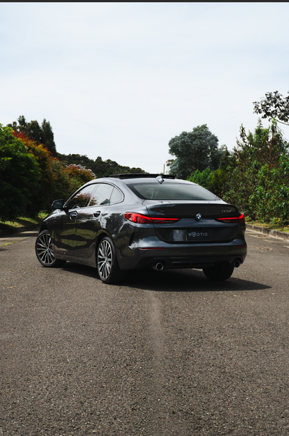 BMW 218i M PACKAGE 