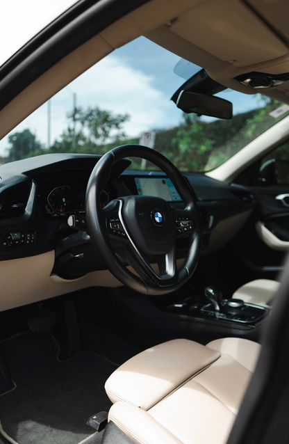 BMW 218i M PACKAGE 