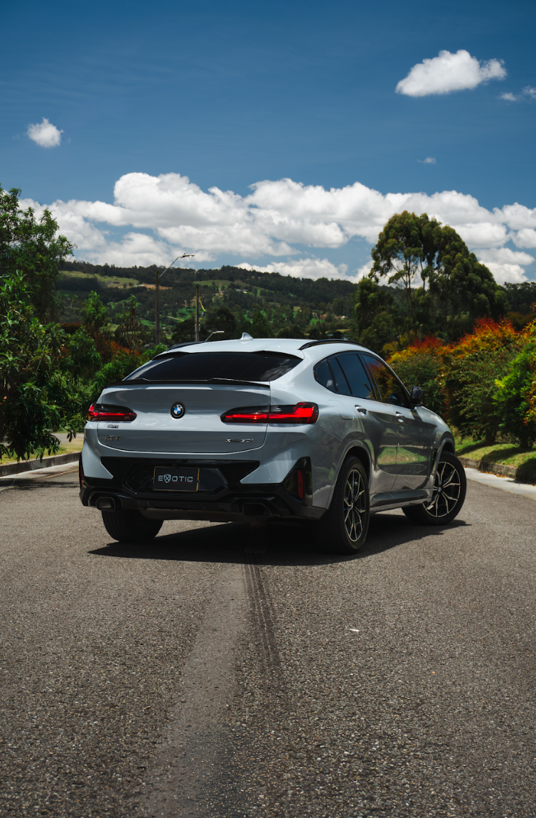 BMW X4 PAQUETE M