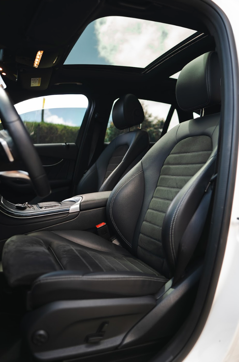 MERCEDES GLB 200 