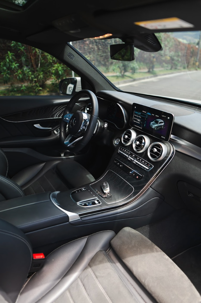 MERCEDES GLB 200 