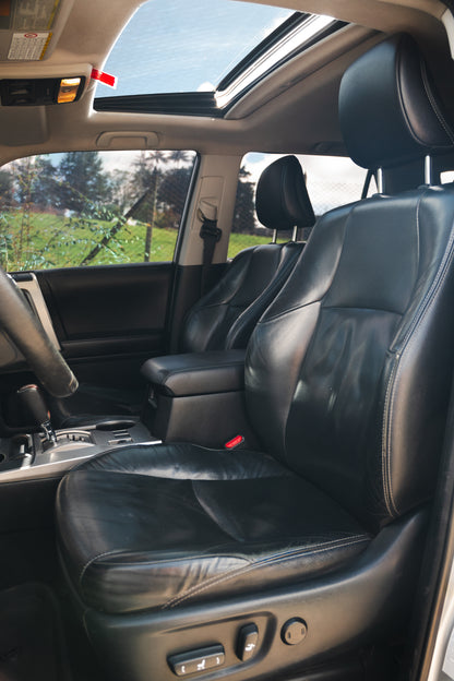 TOYOTA RUNNER LIMITED