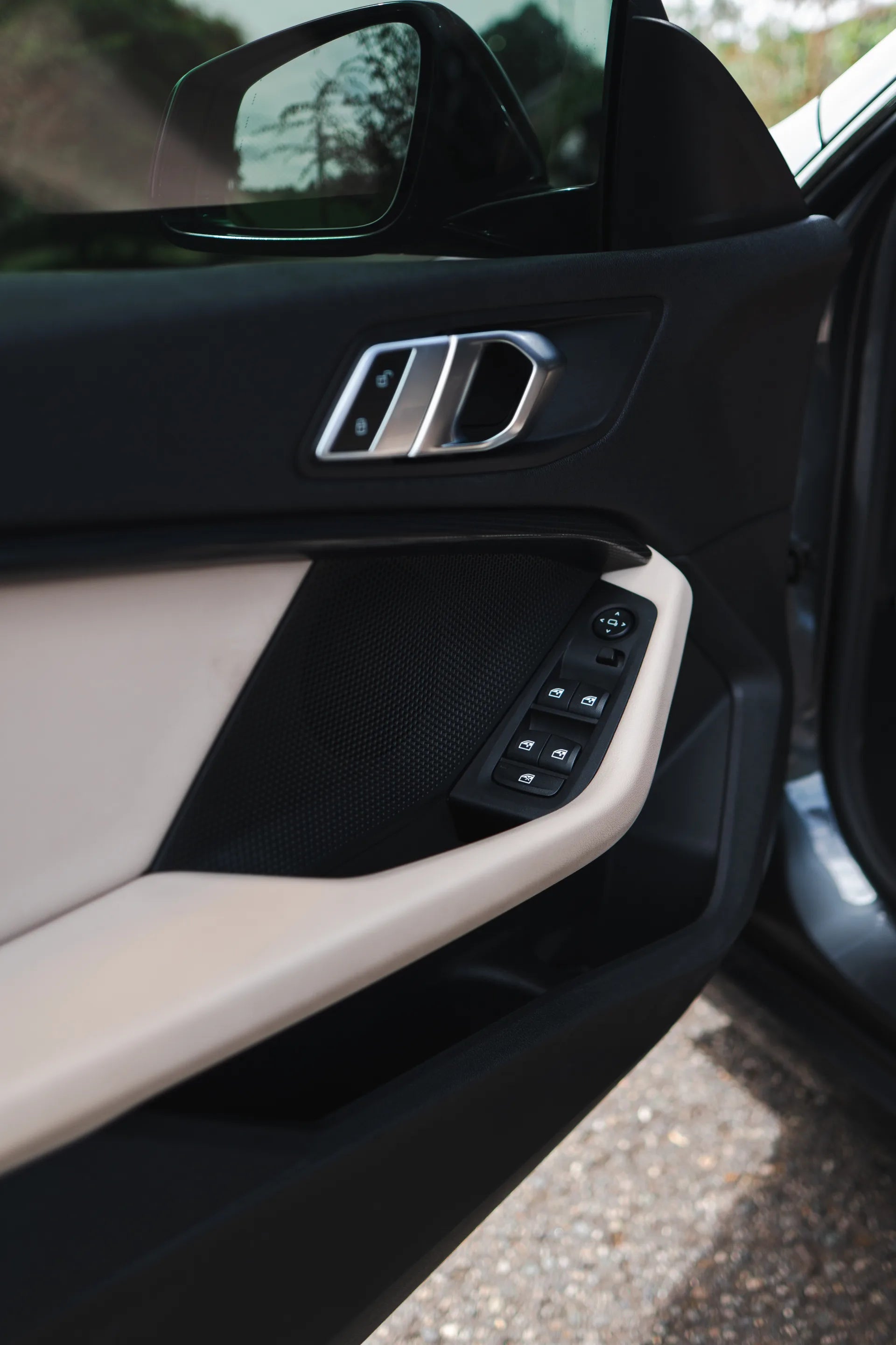 Alquiler de vehículos en Medellín - BMW 220i, detalle interior