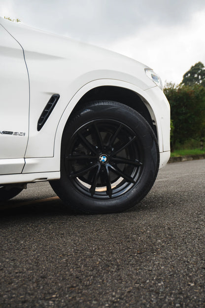 Alquiler de vehículos en Medellín - BMW X3, rin