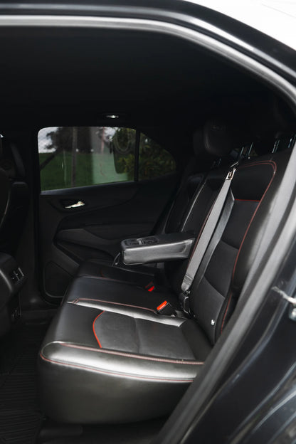 Alquiler de vehículos en Medellín - Chevrolet Equinox RS, asientos traseros