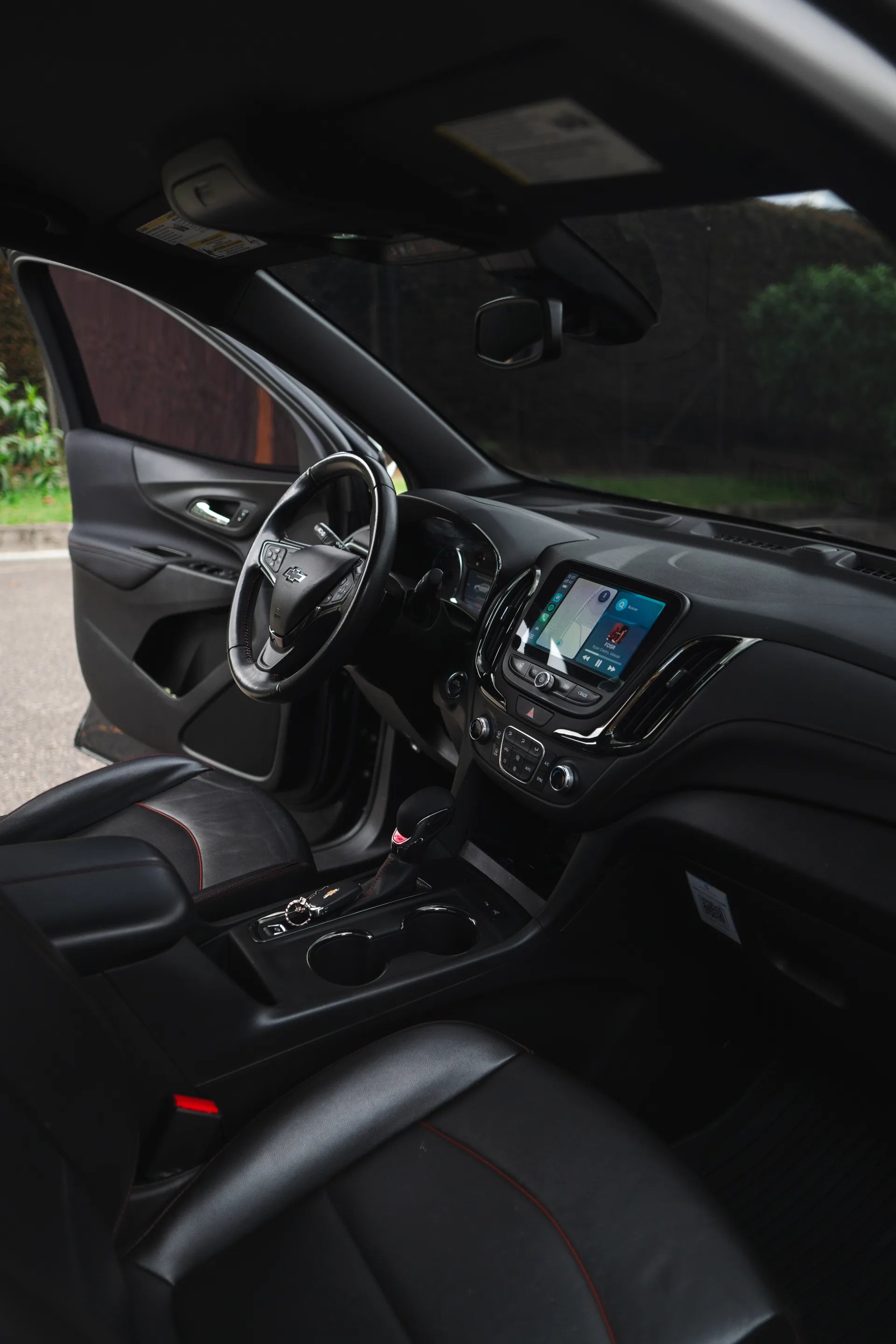 Alquiler de vehículos en Medellín - Chevrolet Equinox RS, tablero (2)