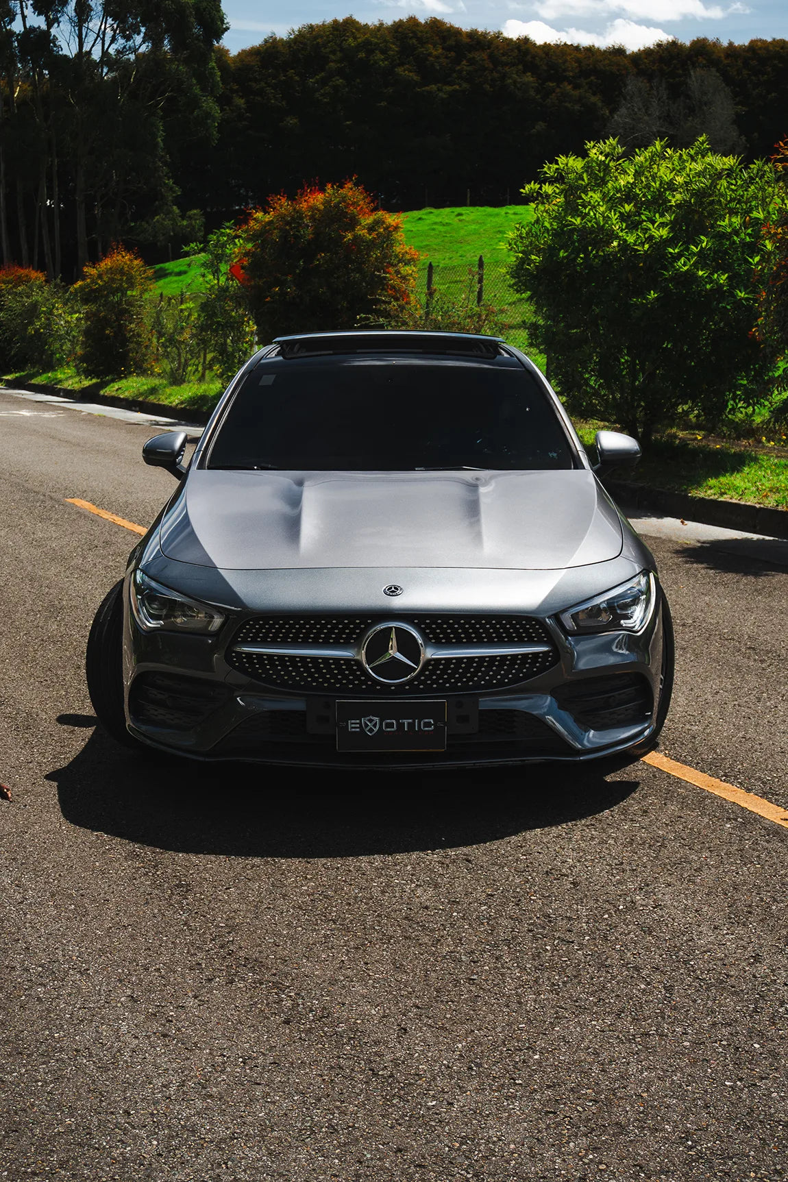 Alquiler de vehículos en Medellín - Mercedes-Benz CLA 180, vista frontal