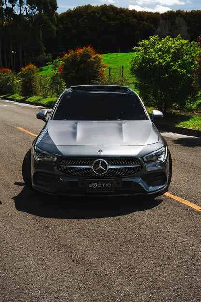 Alquiler de vehículos en Medellín - Mercedes-Benz CLA 180, vista frontal