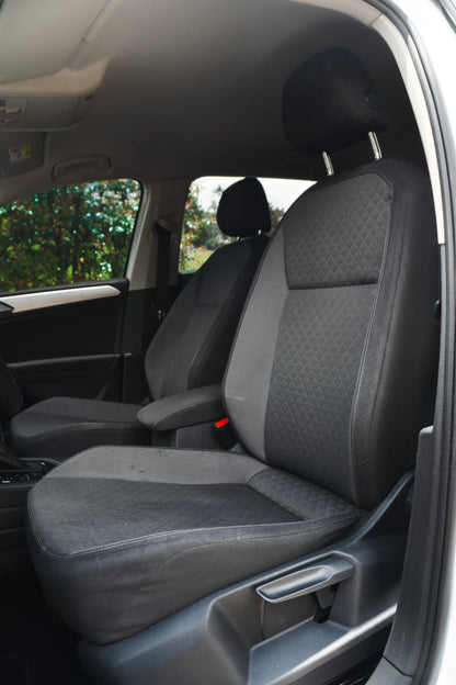Alquiler de vehículos en Medellín - Volkswagen Tiguan, interior y asientos